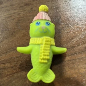 Vintage Kenner 1983 Sea Wees Pet Shivers Sea Lion Seal Mermaid PVC Figure Toy - Picture 1 of 4