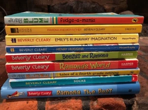 Lot 9 BEVERLY CLEARY & JUDY BLUME Children’s Chapter Books L1 - Picture 1 of 4