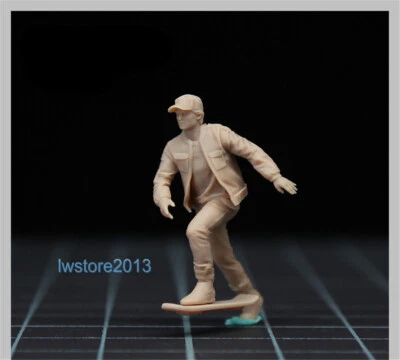 1/64 Marty Hat Back To The Future Scene Props Mini Figure Model For Cars Vehicle - Image 1 of 4