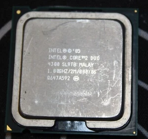 Intel Core 2 Duo 4300 1.80ghz Dual Core Socket LGA775 Processor SL9TB - Picture 1 of 2