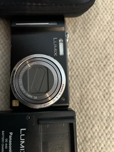Panasonic LUMIX DMC-TZ8/DMC-ZS5 12,1 MP Digitalkamera - Schwarz - Bild 1 von 4