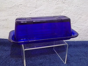 Hazel Atlas Cobalt Blue Criss Cross Covered Butter Dish Rectangle - Picture 1 of 4
