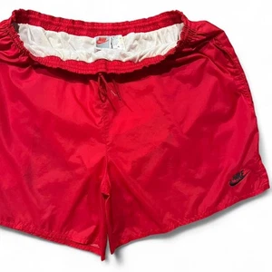 Pantalones Cortos Nike De Colección Para Hombre XL Rojo Nylon Natación Spellout Swoosh Cordón Principios de los 90 - Imagen 1 de 5