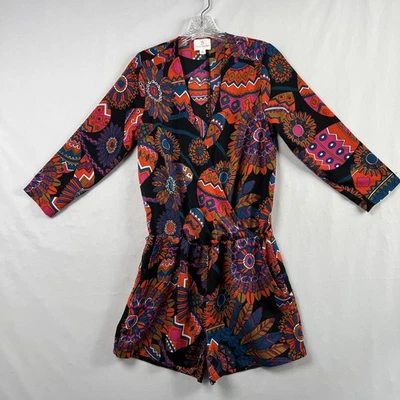 Macacão Julie Brown Feminino Tamanho 2 Vermelho Preto Artístico Envoltório Falso Asteca Colorido - Imagem 1 de 4