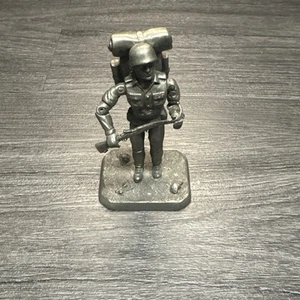 Hasbro GI Joe Action Marine 2000  Pewter Classics Figurine Statue 4" - Picture 1 of 3