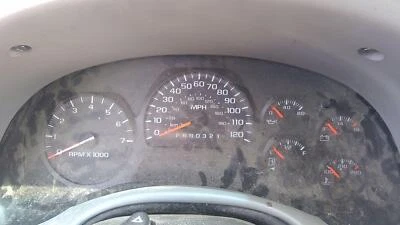 Cuadro velocímetro Trail Blazer 2006-2009 instrumentos medidores panel tablero OEM Foto 1 de 4