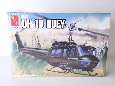 AMT Ertl - Bell UH-1D Huey Helicopter 1:72 Scale Model #8850 Sealed - Image 1 of 4