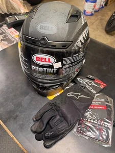 BELL QUALIFER MEDIUM BOMBER HELMET WITH ALIPINESTAR CROSSLAND GOVE - Picture 1 of 5