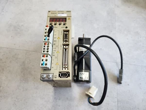 Yaskawa Servo Drive & Motor SGDH-01AE SGMAH-01AAA2C 100W - Picture 1 of 5