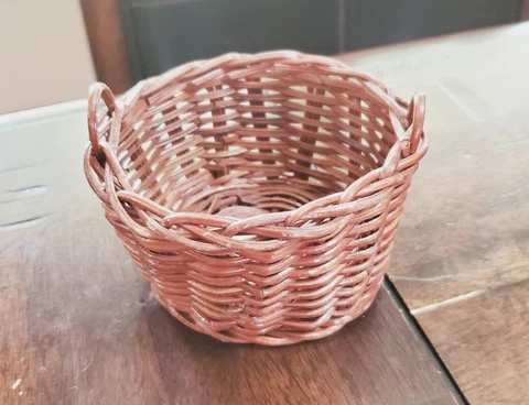 Vintage Woven Basket Container - Made in the People's Republic Of China 2x3" Cover