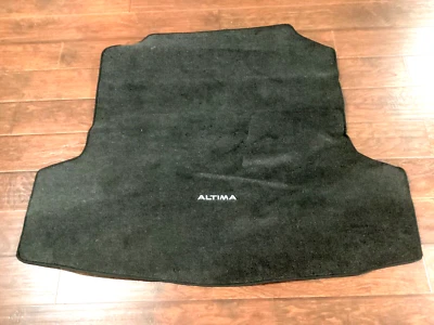 Nuevo Nissan Altima 2013-2018 OEM alfombrilla de carga/baúl 999E3-UZ001 alfombra negra Foto 1 de 3
