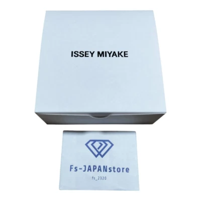 Reloj Brazalete ISSEY MIYAKE SILAW001 Transparente Tokujin Yoshioka NUEVO Foto 1 de 4