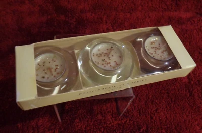 PIER 1 TEA LIGHT CANDLE HOLDER SET 3; VANILLA FRAGRANCE NEW IN BOX - Image 1 of 4