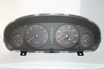 Panel de instrumentos velocímetro 99 00 01 Hyundai Sonata 124.178 millas Foto 1 de 4