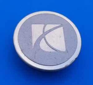 SATURN AURA ION VUE (1) WHEEL RIM HUBCAP HUB CENTER CAP COVER PLUG USED OEM A9 - Picture 1 of 3