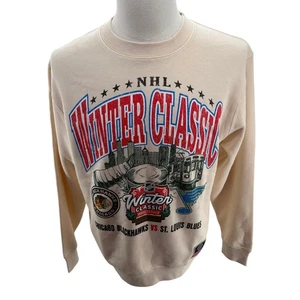 Mitchell & Ness NHL Invierno Clásico Blackhawks vs. Azul Sudadera Med NUEVO - Imagen 1 de 8