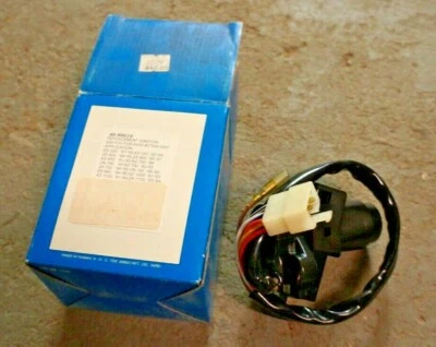 Interruptor de encendido Emgo 40-80610 Kawasaki Ninja ZX600 KZ550 KZ700 KZ750 Foto 1 de 4