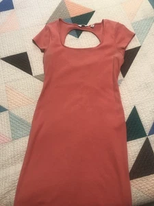 Vestido midi ceñido al cuerpo acanalado coral talla XL de Nine West para mujer con recorte en la espalda - Imagen 1 de 5