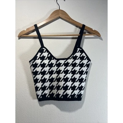 Camiseta sin mangas corta tejida suéter pata de gallo Altar'd State para mujer negra blanca talla XS Foto 1 de 4