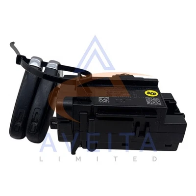 Audi A4 Avant B8 2008 Ignition Switch & Key 8K0909131C - Image 1 of 4