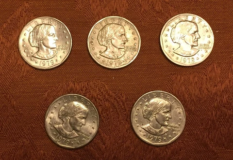 5 (Five) 1979 US Susan B Anthony $1 Dollar Coins - Silver Colored One Dollar SBA Cover