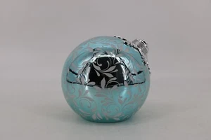 Eisblau BELEUCHTETES ROLLENDESIGN 6" ORNAMENT KUGEL Valerie Parr Hill - NEU - Bild 1 von 4