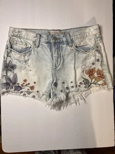 Chelsea & Violet Woman’s Biker Shorts Embroidered Flowers Size 27 - Picture 1 of 10