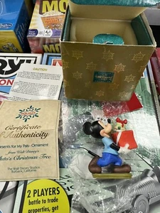 WDCC Ornament "Present For My Pals" Mickey mit Box & COA 1995 NEU - Bild 1 von 5