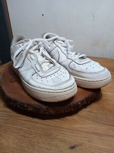 Nike Boys 5,5Y Womens 9 White Air Force 1 Low Top DH2920-111 Shoes Sneakers Used