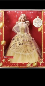 Mattel - Barbie 2023 Doll, Golden Gown and Displayable Packaging, Blond Hair - Picture 1 of 1