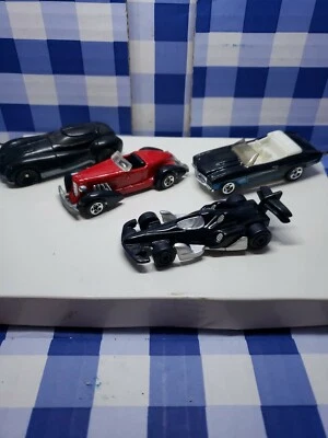 COLLECTIBLE  HOTWHEELS LOT OF 4 CARS 70 CHEVELL SS,  RED ROADSTER, LOT 18 - Image 1 of 4