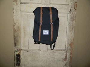 Herschel Retreat Backpack Black One Size 19.5 L - 10066-00001-OS - Picture 1 of 6