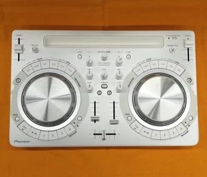 Pioneer DDJ-WEGO3 Compact DJ Controller + Adapter Japan Import Tested Silver - Picture 1 of 24
