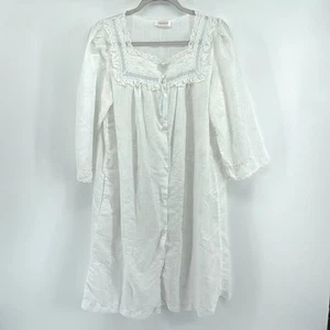 Vintage Barbizon lace detail 2/4 sleeve super soft button down pajamas - Imagen 1 de 8