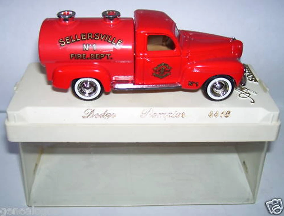 Solido Dodge Tank 1950 Firefighters Sellersville Fire Foto 1 de 1