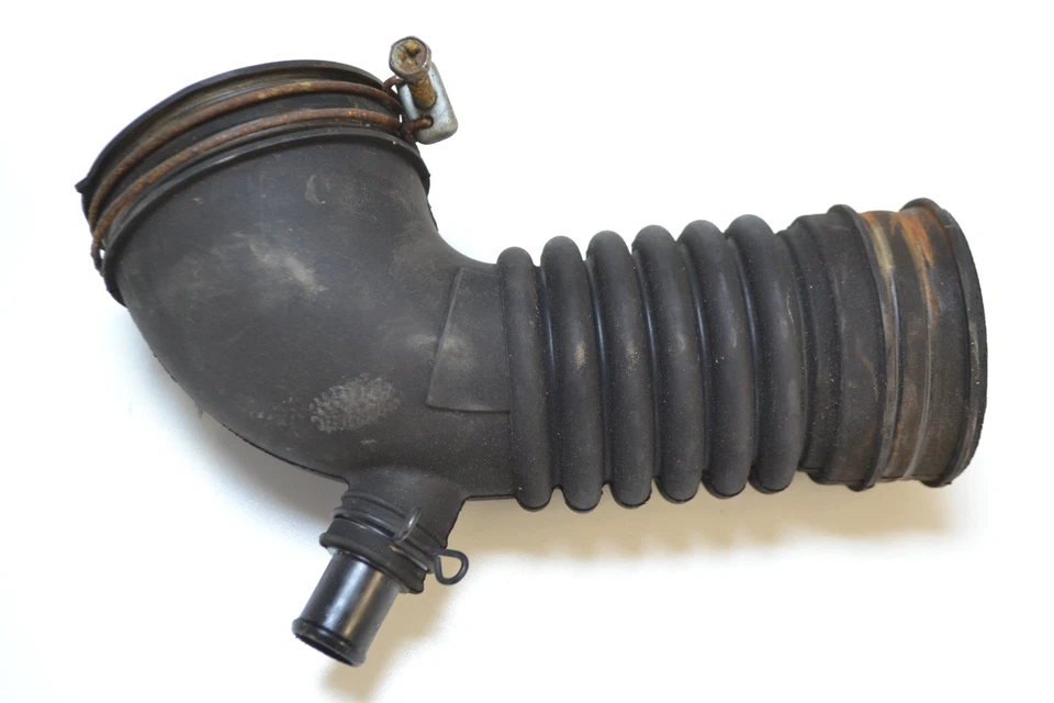 Lexus IS220d Air Intake Pipe Tube 17881-26070 2006 RHD 2272778 - Image 1 of 4