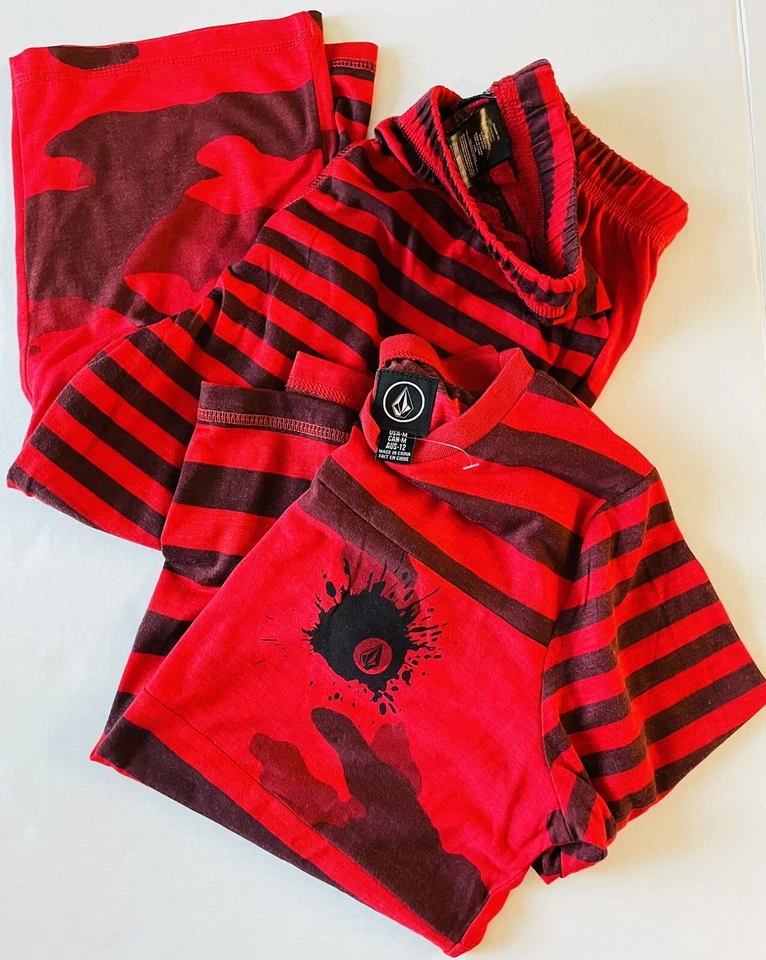 Boys Volcom pajamas size Medium long sleeve with pants - Image 1 of 4