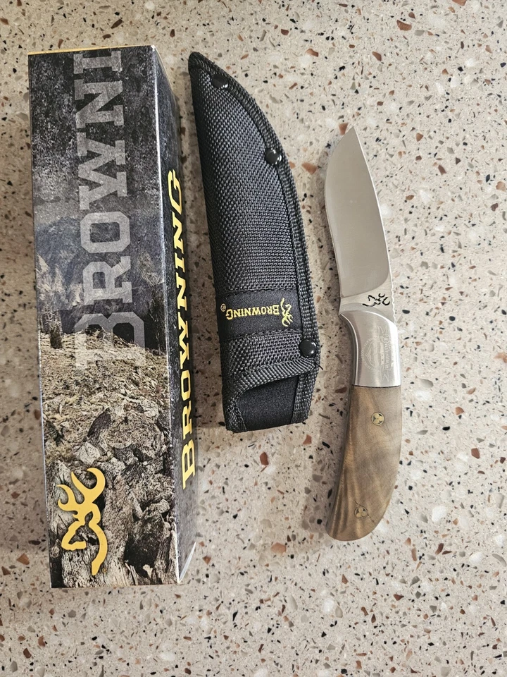 Cuchillo y funda Browning edición limitada Midway Scholastic Shooting Trust Fund H9 Foto 1 de 3