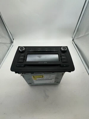 A2* Audi A4 (B7) Limousine BJ2008 Autoradio 8P0035186P mit Code - Bild 1 von 4