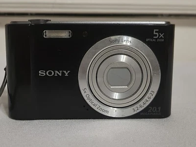 Sony Cybershot DSC-W800 20.1MP Compact Digital Camera Sony Lens 5x Optical Zoom - Image 1 of 4
