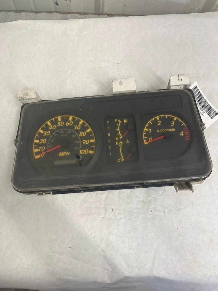 99 ISUZU TRUCK Velocímetro 1999 Isuzu Npr Velocímetro Foto 1 de 4