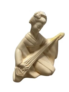 Vintage Porcelain Geisha Figurine – Elegant Musician with Stringed Instrument - Picture 1 of 5