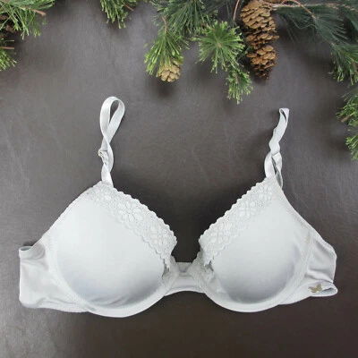 Sujetador Jessica Simpson 36C Gris Encaje Acolchado Con Aros Cierre Ajustable Espalda Foto 1 de 4