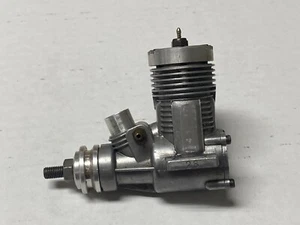 Taiwan 28 Glow Nitro Airplane Model Engine - Picture 1 of 4