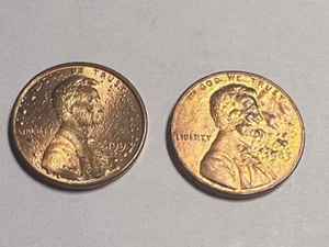 1983 & 1993 Lincoln Memorial Cents with prominent gas bubbles & blisters - Picture 1 of 2