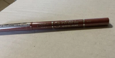 Lipliner L’Oreal Paris 6hr Never Fail Pencil In Color Rose #207 Cosmetic Makeup - Image 1 of 4