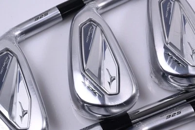 Mizuno JPX 925 Hot Metal HL Irons / 5-PW / Regular Flex Dynamic Gold 95 R300 - Image 1 of 4