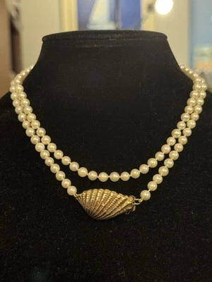 Clássico Mignon Faget ouro amarelo 14k com fecho de concha amarrado colar de contas de pérolas - Imagem 1 de 4