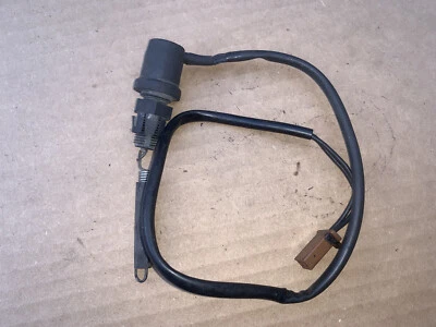 1999 2000 2001 2002 年雅马哈 R6 YZF-R6 YZFR6 原始设备制造商后制动传感器 — 第 1/2 张图片