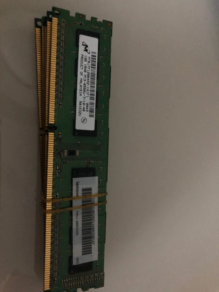 5 BANCHI DDR3 RAM 1GB 1RX8 PC3-8500U-7-10-A0 CL7 - Immagine 1 di 1